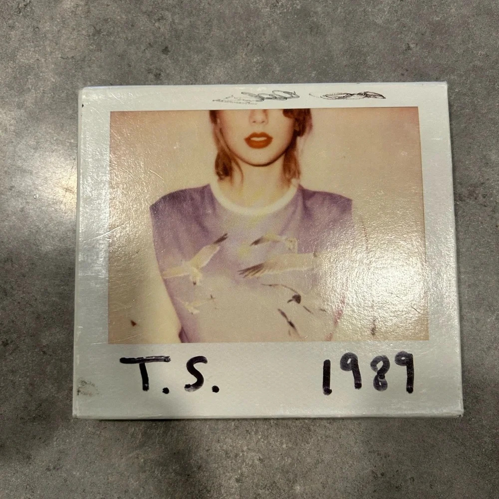 Taylor Swift  1989 CD‎